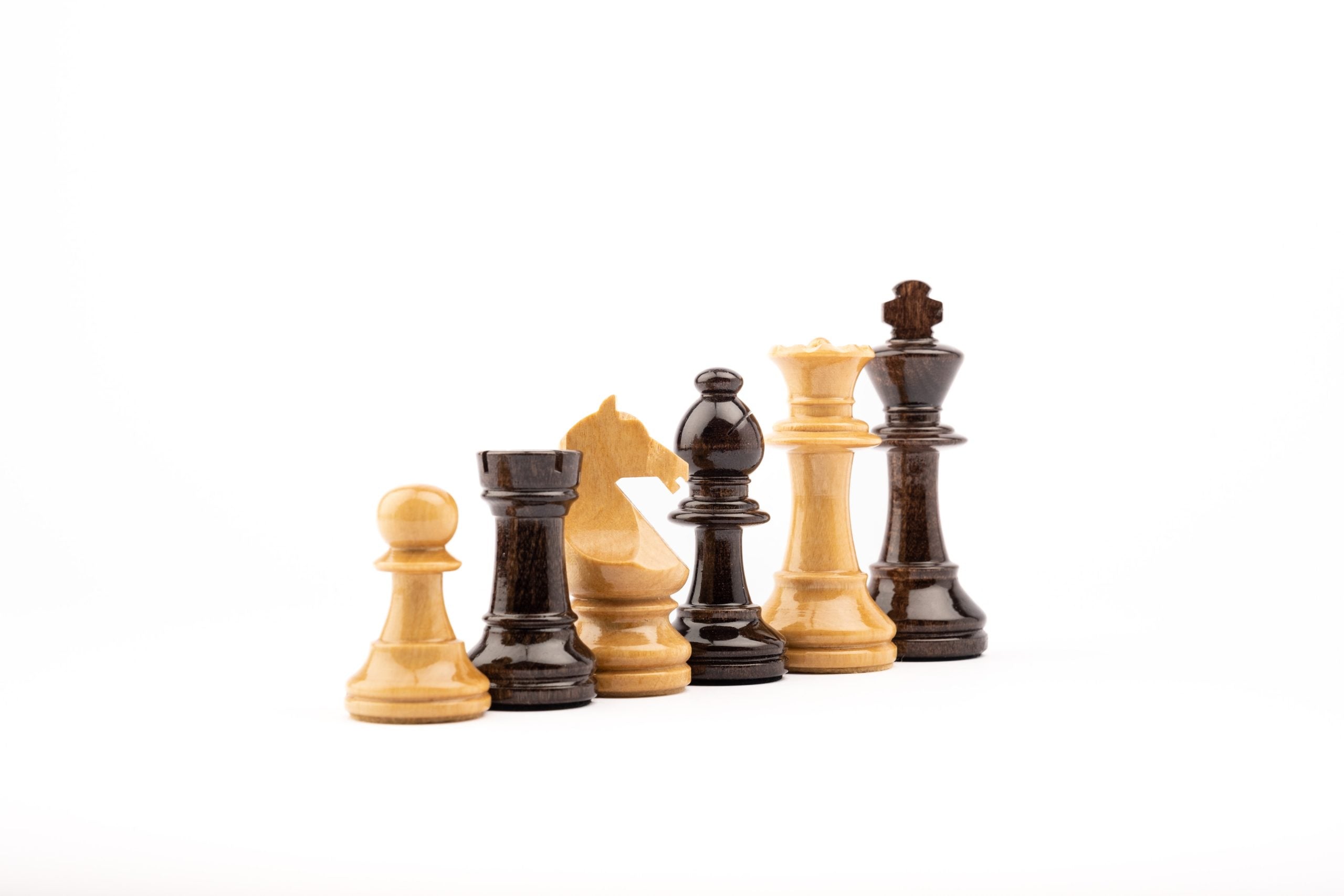 Edles Schachset aus Holz: Brett Barcelona, Feldergröße 50mm & Figuren Staunton Nr. 5