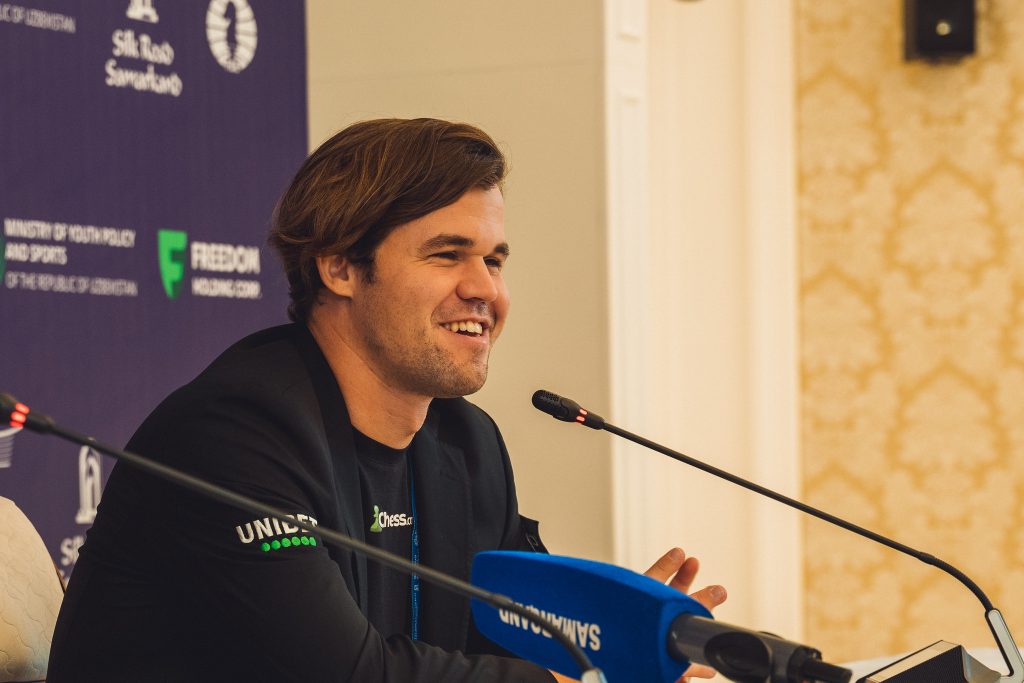 Carlsen verteidigt Titel