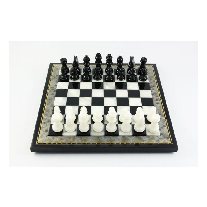 Schachspiel aus Alabaster, schwarz/weiß, klein