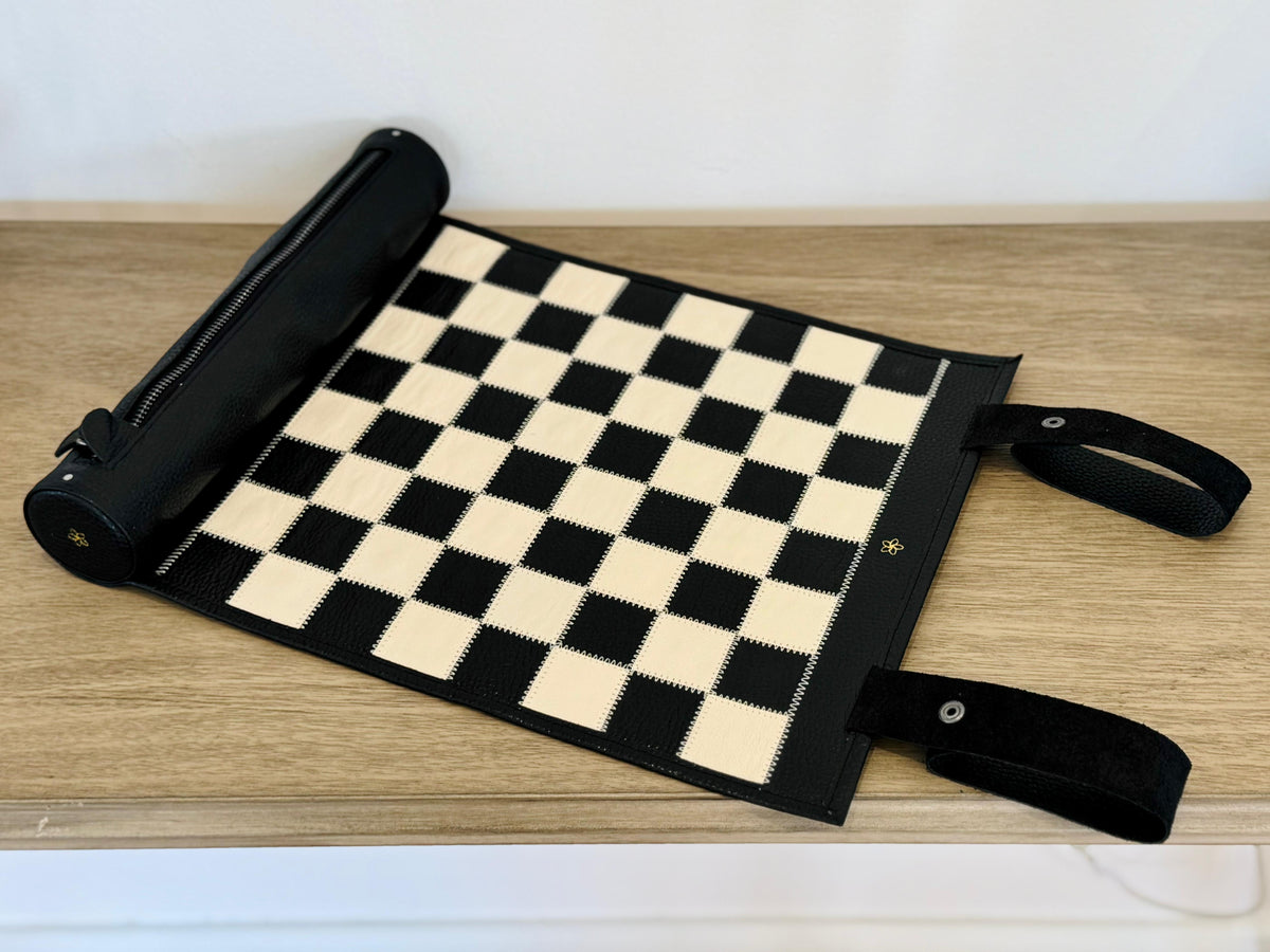 Magnetisches Schach – Rollbares Luxus-Schachspiel aus Echtleder