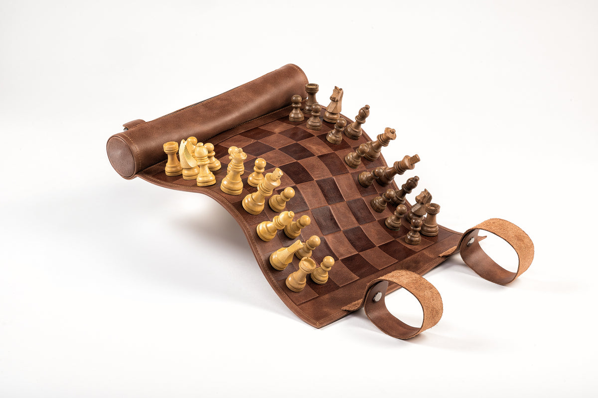 Magnetisches Schach – Rollbares Luxus-Schachspiel aus Echtleder
